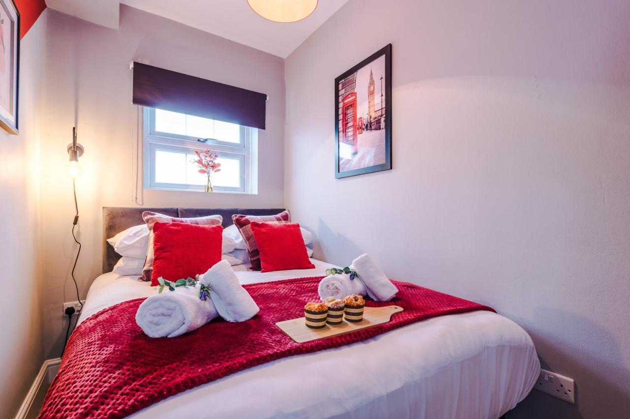 New! Gorgeous 2-Bed Home In Chester City Centre By 53 Degrees Property - Incredible Location, Ideal For Small Groups - Sleeps 6! Luaran gambar