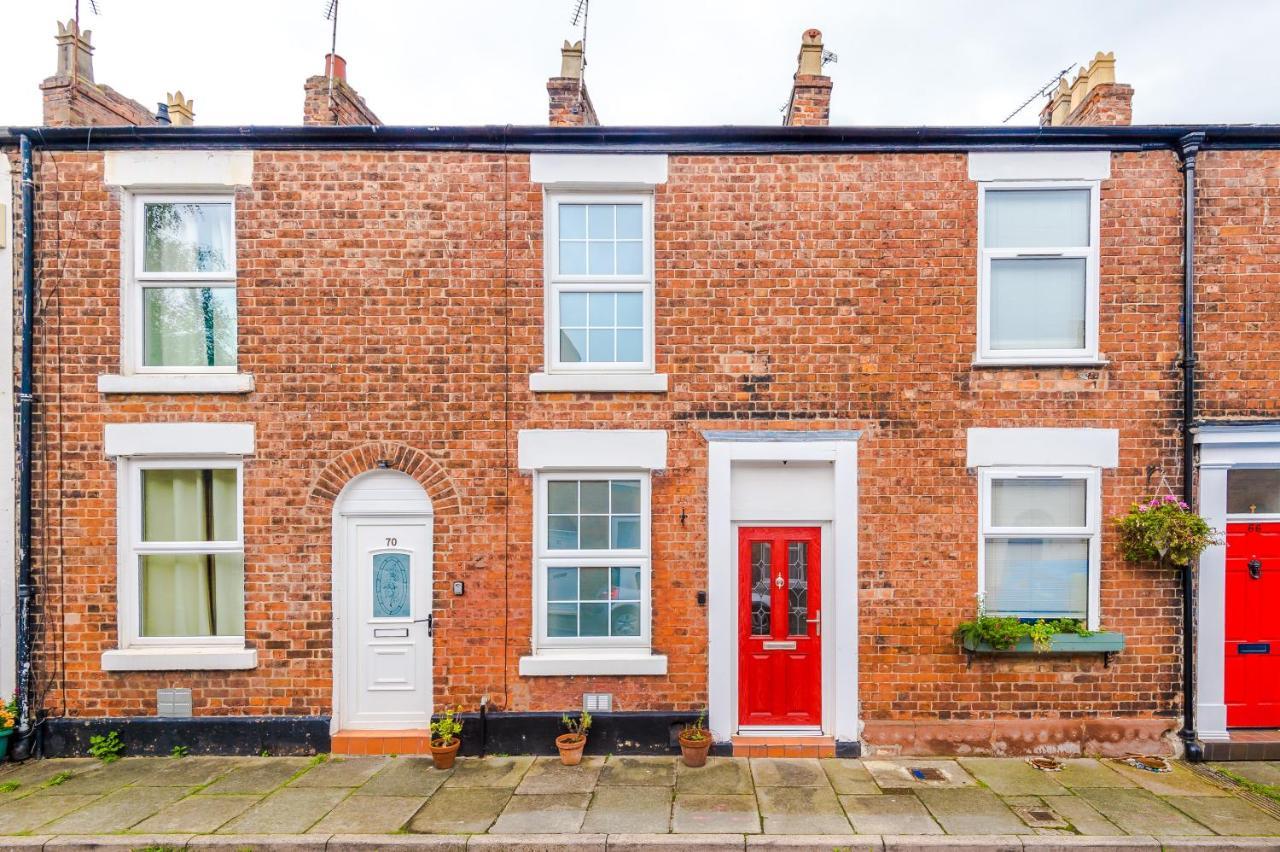 New! Gorgeous 2-Bed Home In Chester City Centre By 53 Degrees Property - Incredible Location, Ideal For Small Groups - Sleeps 6! Luaran gambar